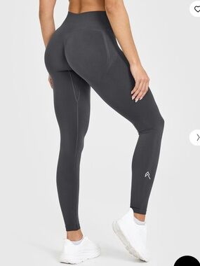 NEW Oner Active Effortless Seamless Leggings Coal Medium